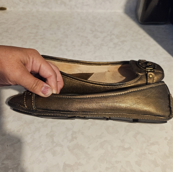 MICHAEL KORS Sz 7 FULTON SLIP ONS - Picture 4 of 15